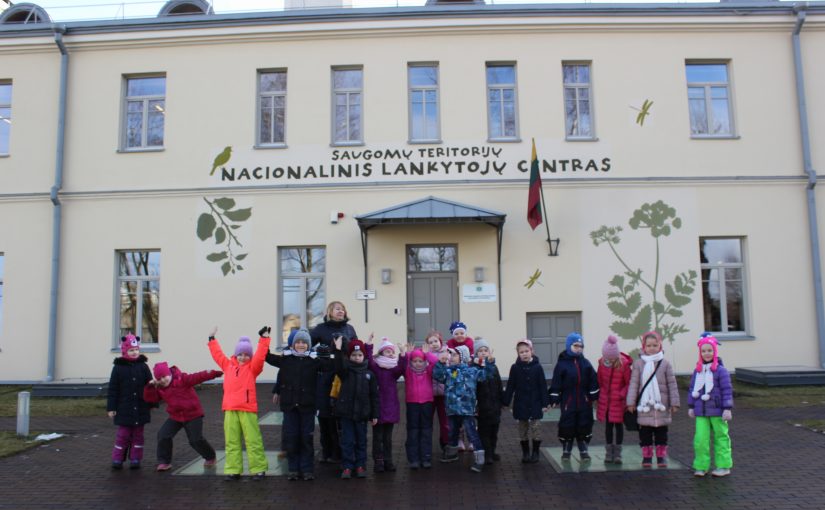“Pelėdžiukų” gr. išvyka į Saugomų teritorijų Nacionalinį lankytojų centrą